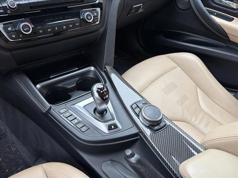 Used 2015 BMW M3 RWD image 22
