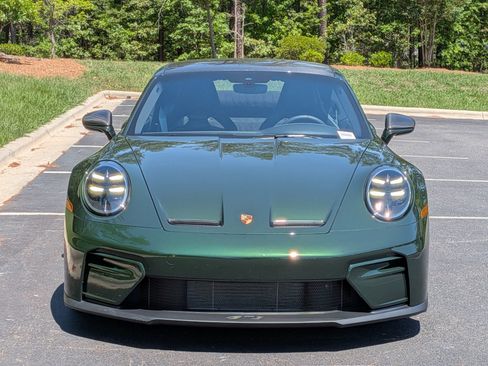 Certified 2026 Porsche 911 GT3 RWD image 32