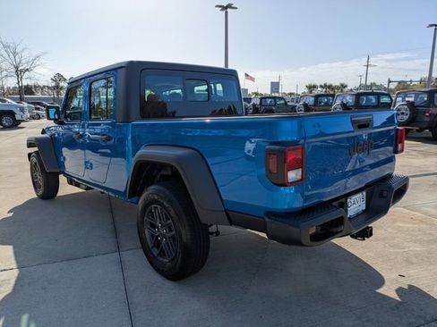 New 2026 Jeep Gladiator Sport AWD/4WD image 6
