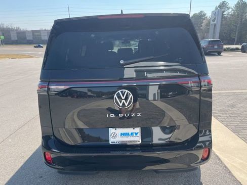 New 2025 Volkswagen ID. Buzz Pro S image 4