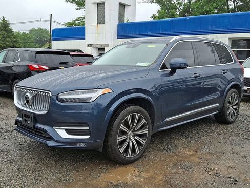 Used 2022 Volvo XC90 T6 Inscription w/ Climate Package AWD/4WD image 3
