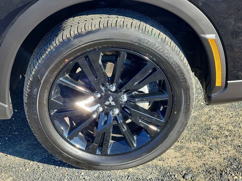 Used 2024 Mitsubishi Eclipse Cross LE image 8