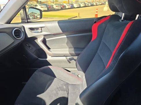 Used 2015 Scion FR-S RWD image 42