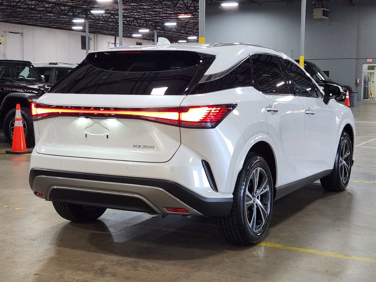 Used 2024 Lexus RX 350 Premium w/ Cold Area Package FWD image 8