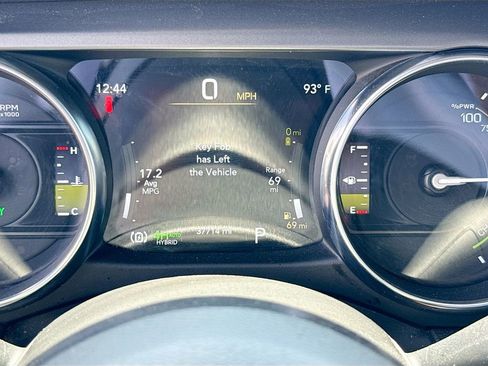 Used 2023 Jeep Wrangler Unlimited w/ Convenience Group AWD/4WD image 13
