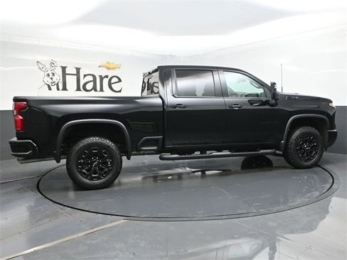 Used 2024 Chevrolet Silverado 2500 LTZ w/ LTZ Plus Package image 14