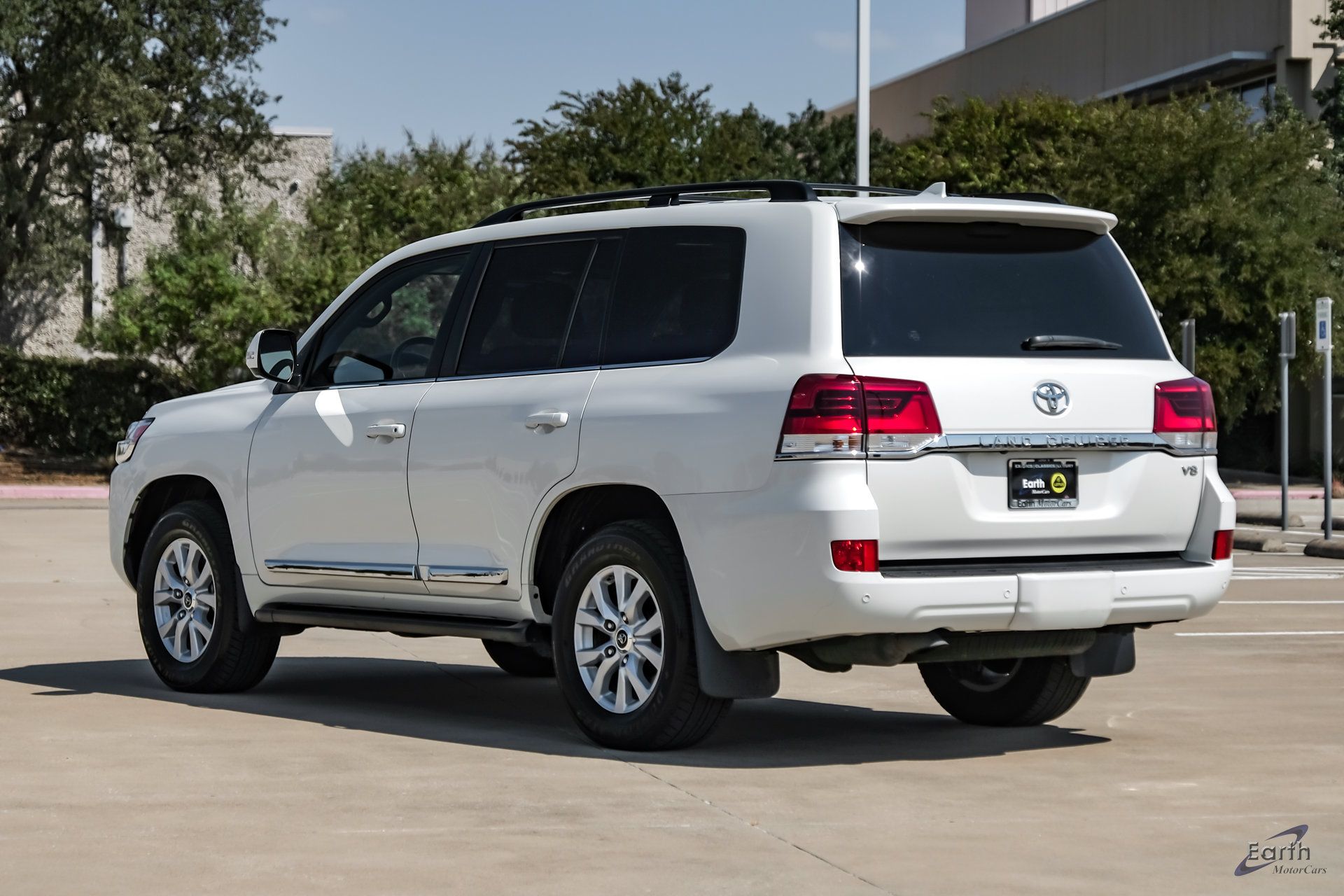 Used 2020 Toyota Land Cruiser AWD/4WD image 10