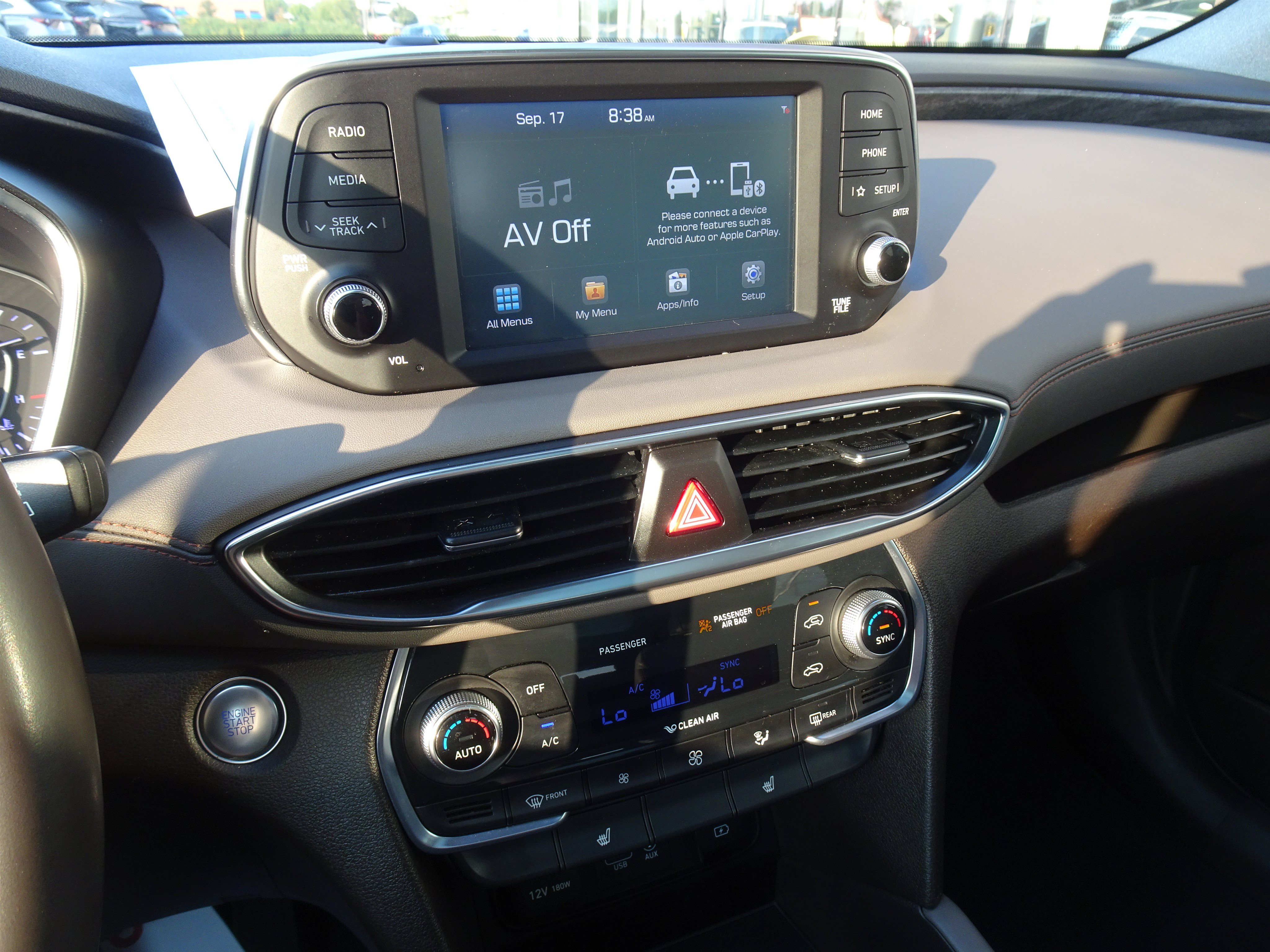 Used 2019 Hyundai Santa Fe Limited FWD image 19