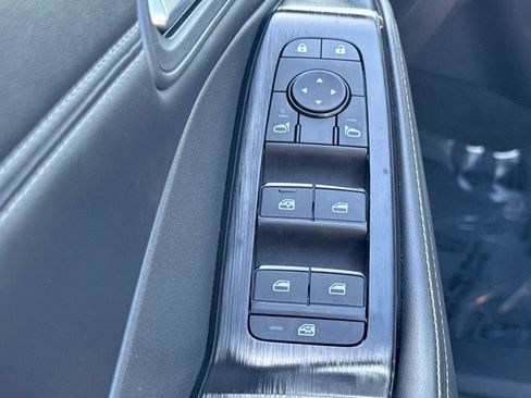 Used 2026 Nissan Rogue SL FWD image 21