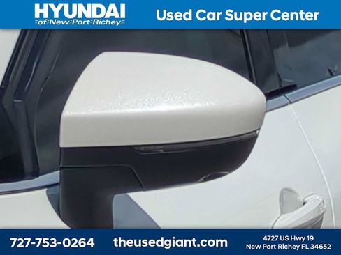 Used 2023 Nissan Pathfinder Platinum FWD image 11