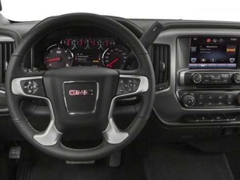 Used 2015 GMC Sierra 2500 4x4 Double Cab w/ Sierra Convenience Package image 9