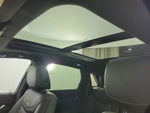 Certified 2023 Cadillac XT5 Premium Luxury AWD/4WD image 18