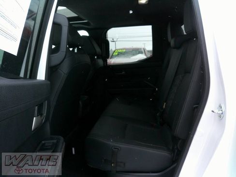 Used 2024 Toyota Tacoma Limited image 28