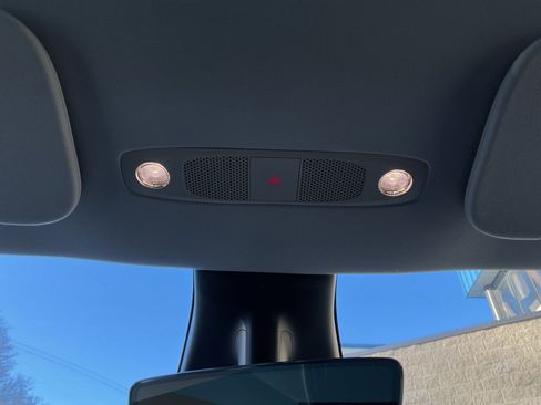 Used 2020 Tesla Model Y Performance image 27