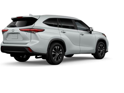 New 2026 Toyota Highlander XLE image 10