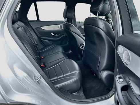 Used 2020 Mercedes-Benz GLC 300 w/ Multimedia Package image 27