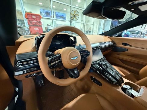 Used 2026 Aston Martin V8 Vantage S RWD image 4