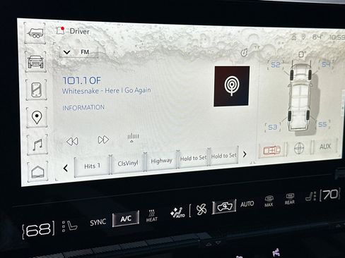 Used 2025 GMC Hummer EV 3X w/ LPO, Dark Essentials Package image 17