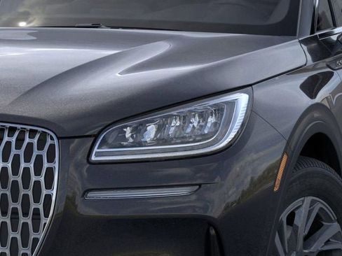 New 2026 Lincoln Corsair Premiere image 18