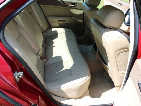 Used 2005 Cadillac STS w/ Preferred Equipment Group RWD image 36