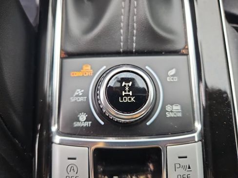 Used 2022 Kia Telluride S AWD/4WD image 36