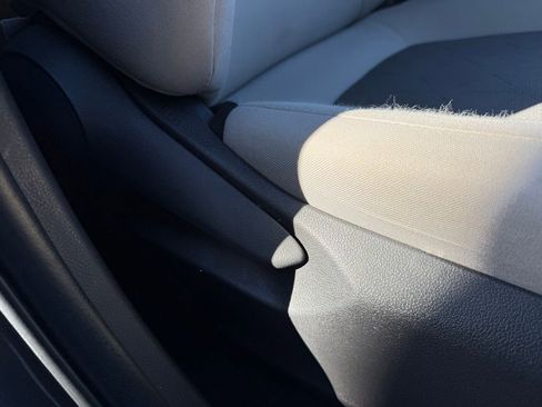 Used 2024 Toyota RAV4 XLE w/ Convenience Package image 45