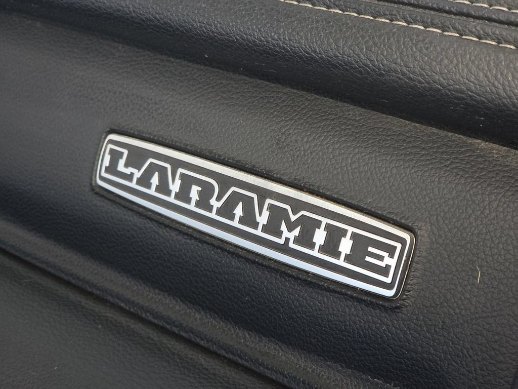 Used 2019 RAM 1500 Laramie AWD/4WD image 28