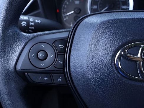Certified 2022 Toyota Corolla LE FWD image 18