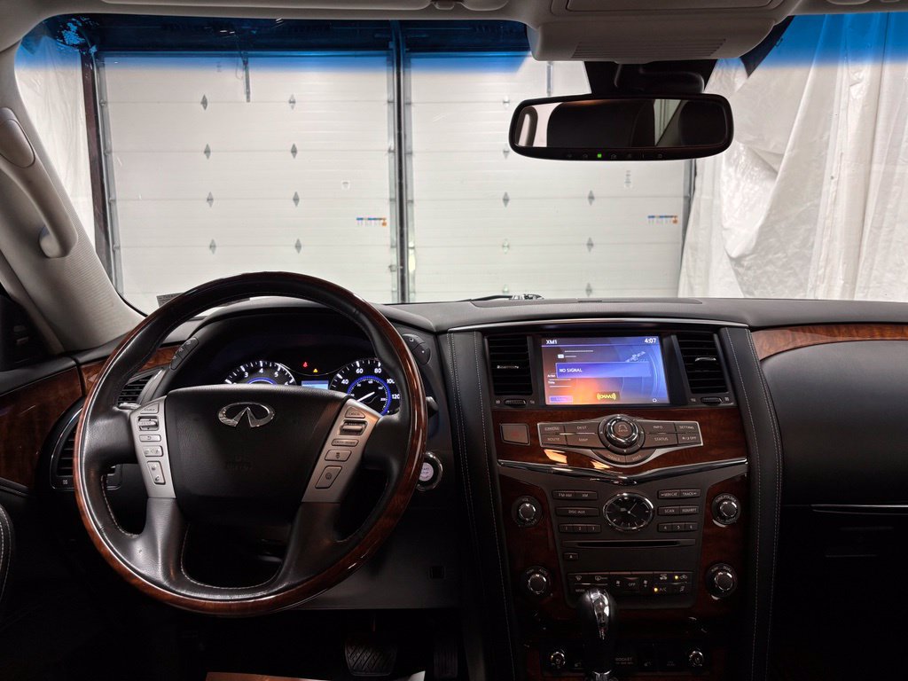 Used 2015 INFINITI QX80 4WD w/ Deluxe Technology Package image 16