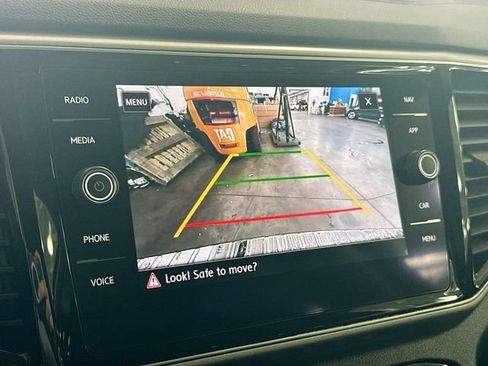 Used 2019 Volkswagen Atlas SEL AWD/4WD image 14