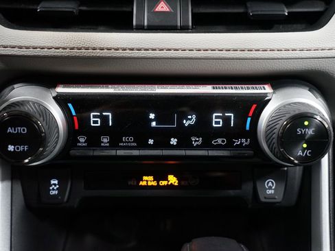 Certified 2024 Toyota RAV4 XLE w/ Convenience Package image 20