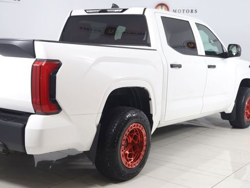 Used 2024 Toyota Tundra SR AWD/4WD image 43
