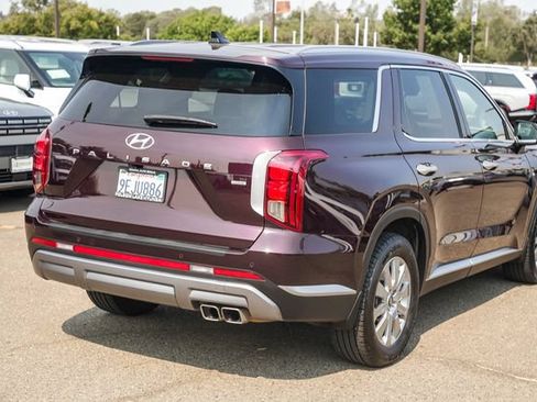 Used 2023 Hyundai Palisade SEL AWD/4WD image 5