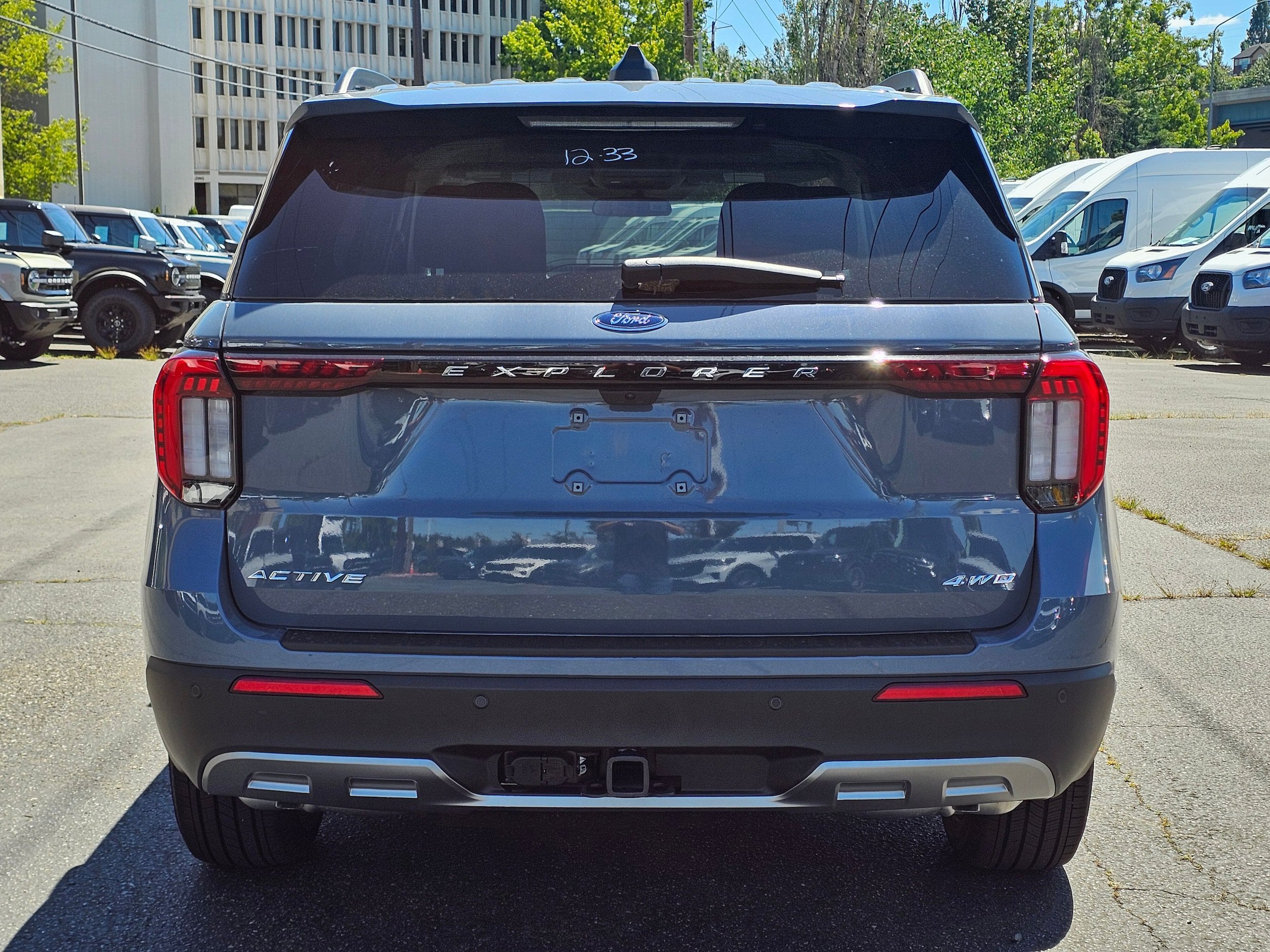 New 2026 Ford Explorer Active w/ Active Comfort Package AWD/4WD image 4