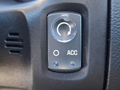 Used 2005 Chevrolet Corvette w/ Preferred Equipment Group image 26