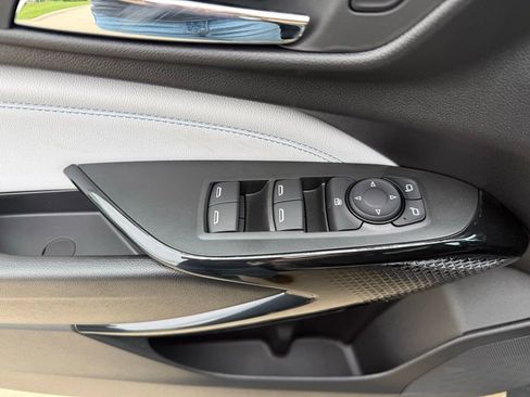 New 2026 Chevrolet Trax LT FWD image 25