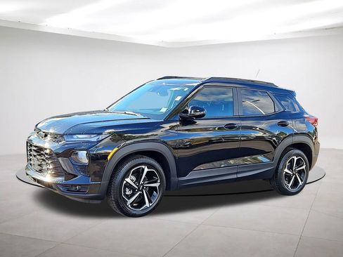 Used 2023 Chevrolet TrailBlazer RS image 3