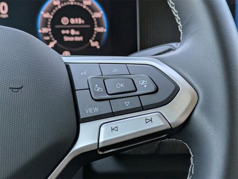 Certified 2025 Volkswagen Tiguan S image 35