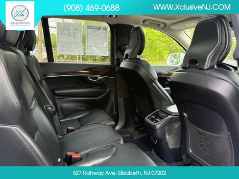 Used 2019 Volvo XC90 T5 Momentum w/ Multimedia Package AWD/4WD image 25