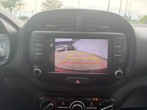 Used 2024 Kia Soul LX w/ Option Group 015 FWD image 29