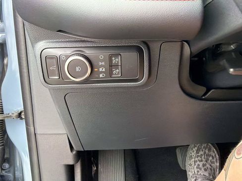 Used 2025 Ford Explorer ST w/ Sun And Sound Package RWD image 32
