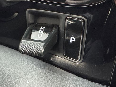 Used 2023 Porsche Taycan 4S w/ Premium Package image 21