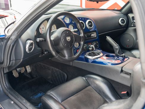Used 2005 Dodge Viper SRT-10 RWD image 13