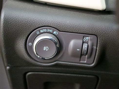 Used 2017 Buick Verano Leather w/ Experience Buick Package FWD image 14