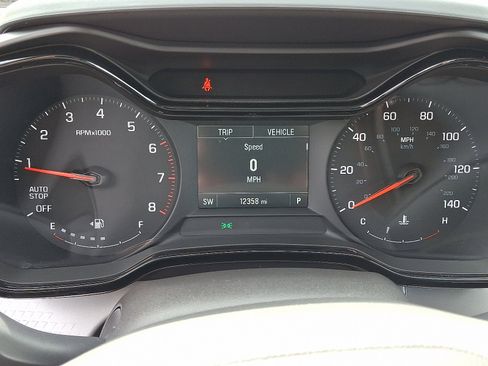 Used 2024 Chevrolet Trax LS image 21