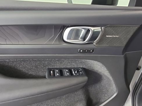 Certified 2023 Volvo C40 P8 Recharge Ultimate image 24