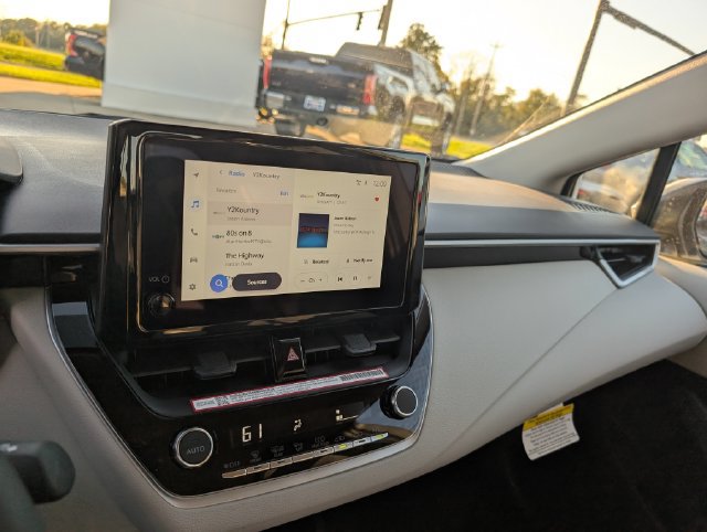 New 2027 Toyota Corolla LE FWD image 19