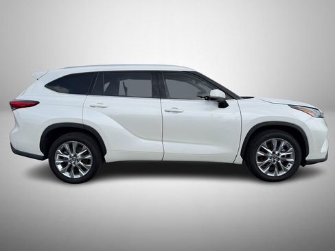 Used 2020 Toyota Highlander Limited image 5