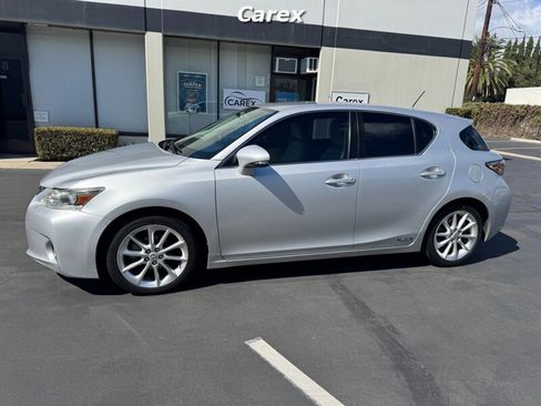 Used 2012 Lexus CT 200h image 7
