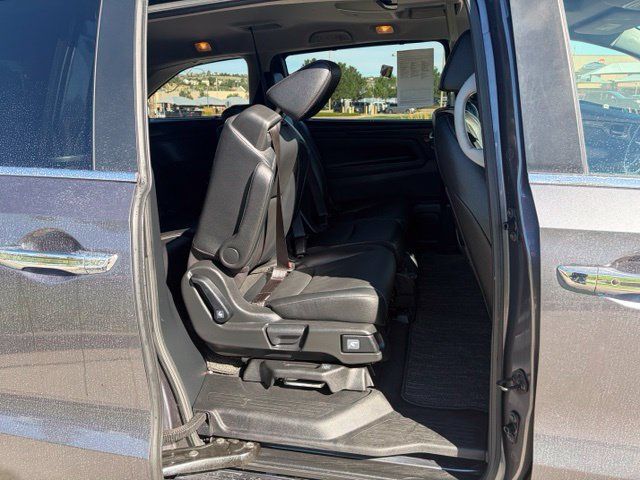 Used 2023 Honda Odyssey Touring image 14